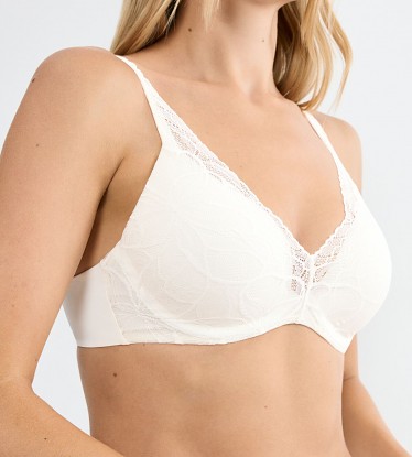 Body Make-Up Illusion Lace WP  