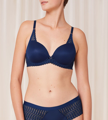 Aura Spotlight T WHP  6722 E085