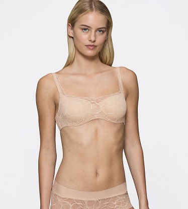 Body Make-Up Illusion Lace Balconette  00NZ B075