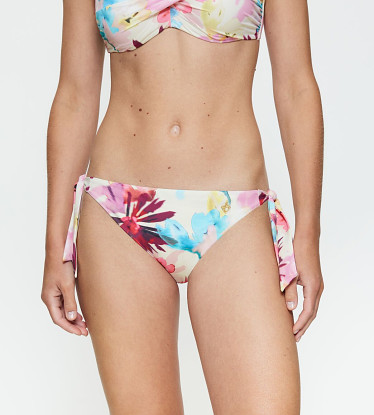 Summer Fleur Tai  
