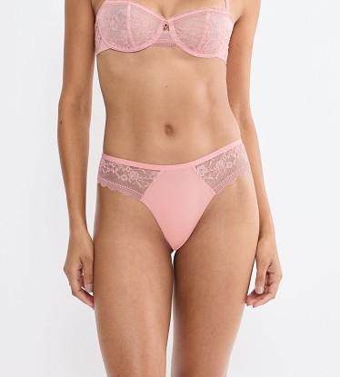 Comfort Allure String  